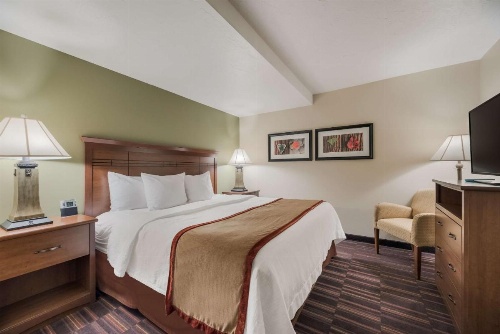 Best Western Town And Country Inn image 18