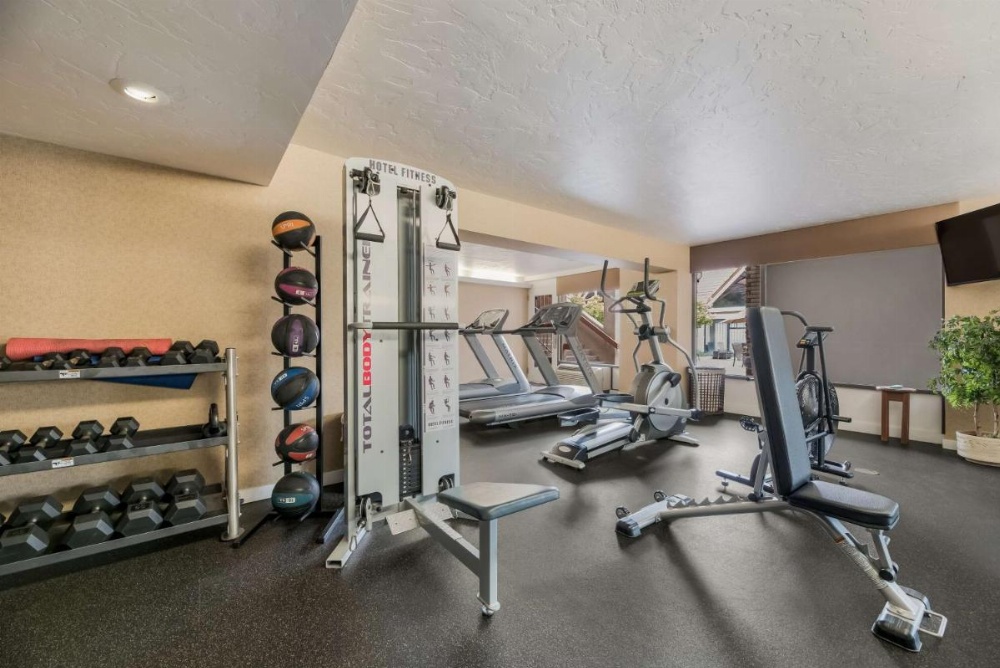 Best Western Town And Country Inn Image 26