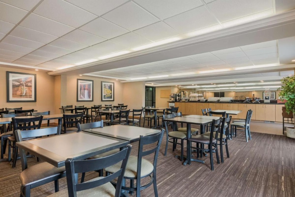 Best Western Town And Country Inn Image 27