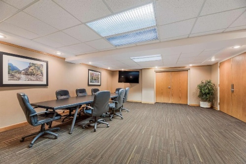 Best Western Town And Country Inn image 29