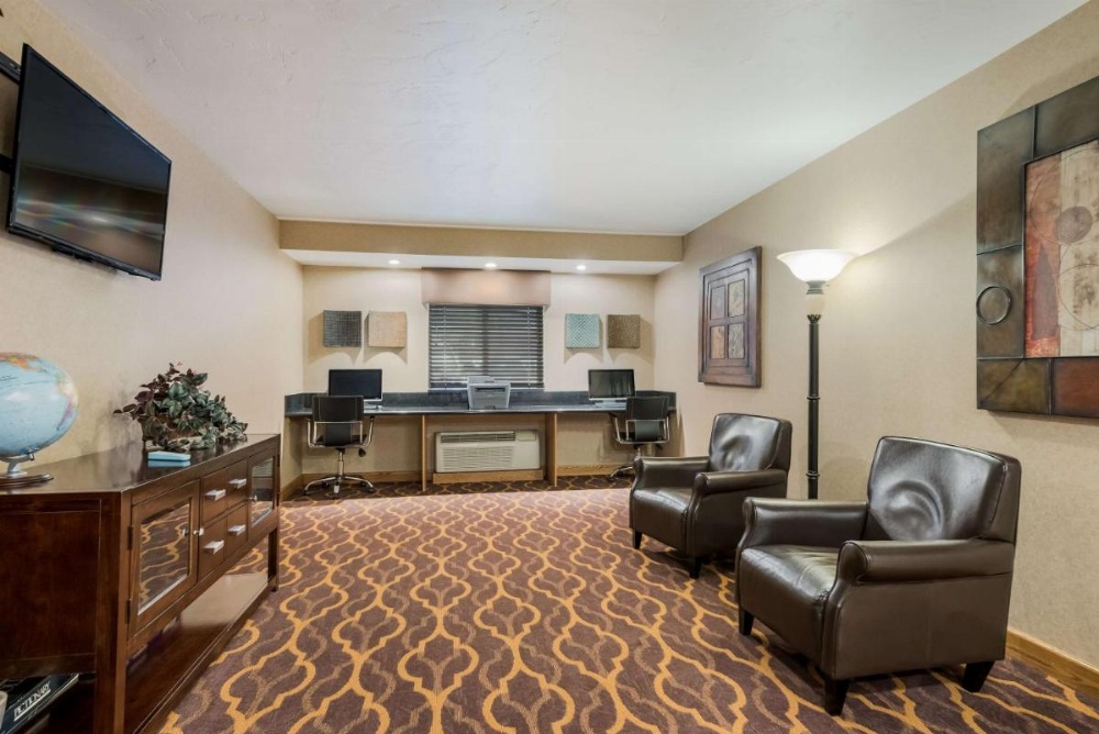Best Western Town And Country Inn Image 30